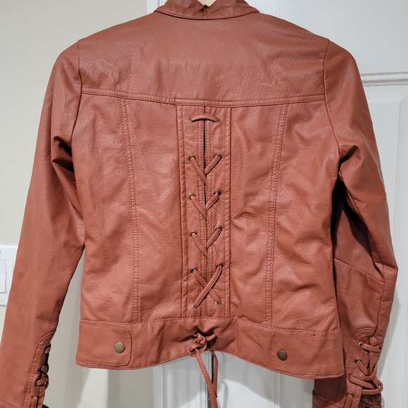Leather jacket - Picture 6 of 6